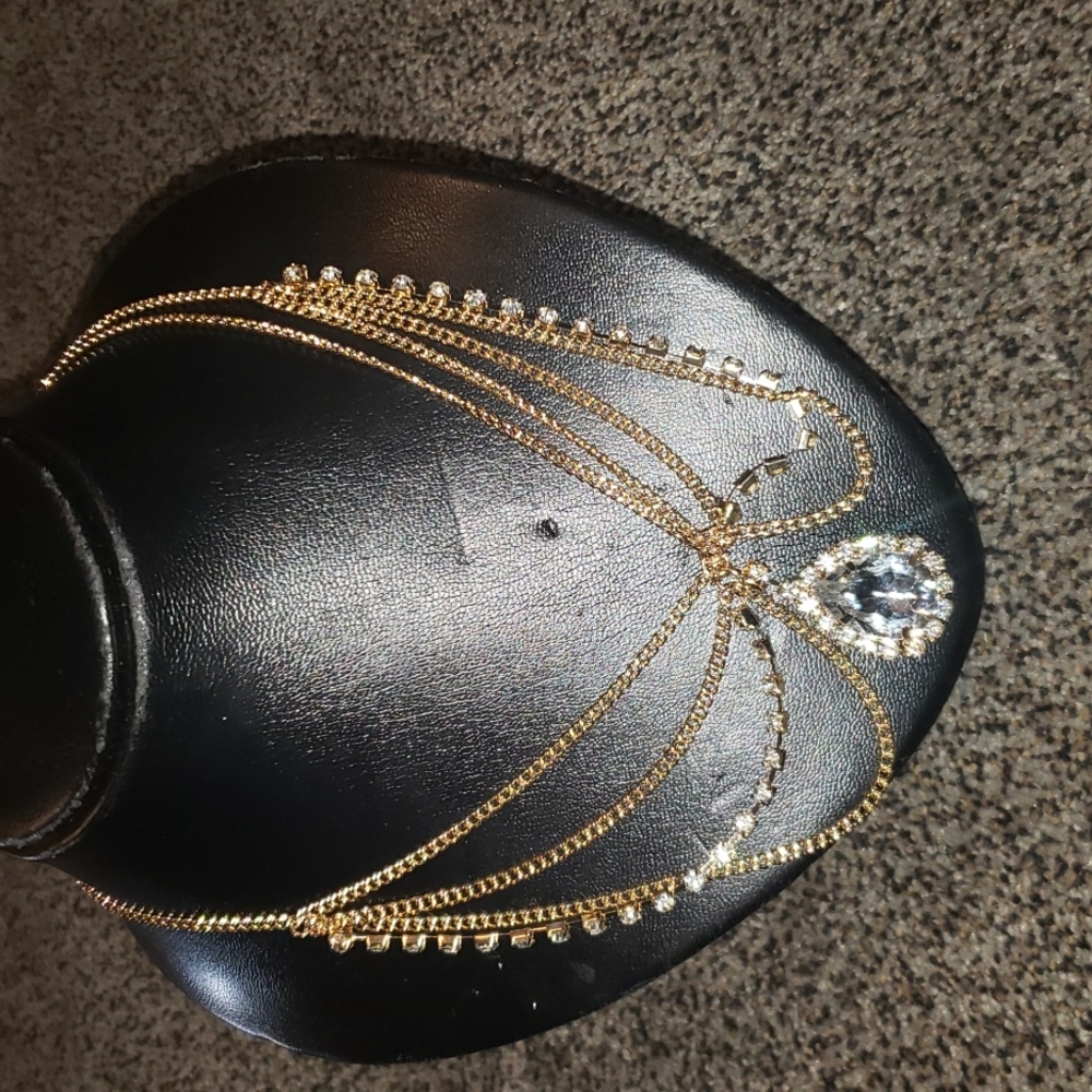 Head Chain